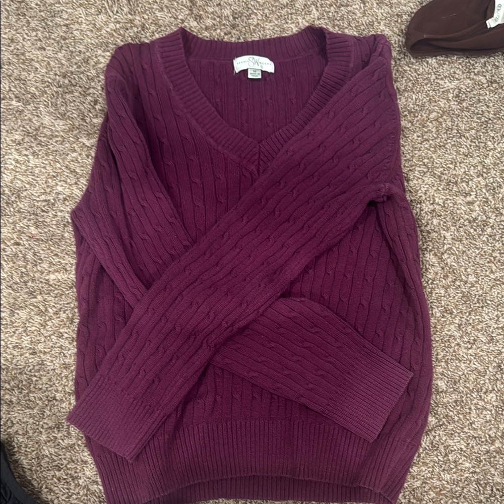 Cable Knit V-Neck Sweater - Purple